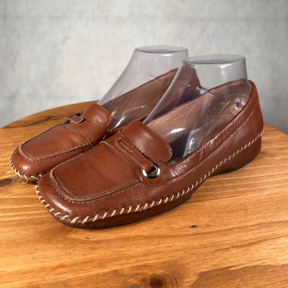 Nurture Loafers Women 8.5 Brown Good Leather Square Toe Whipstitch Flats